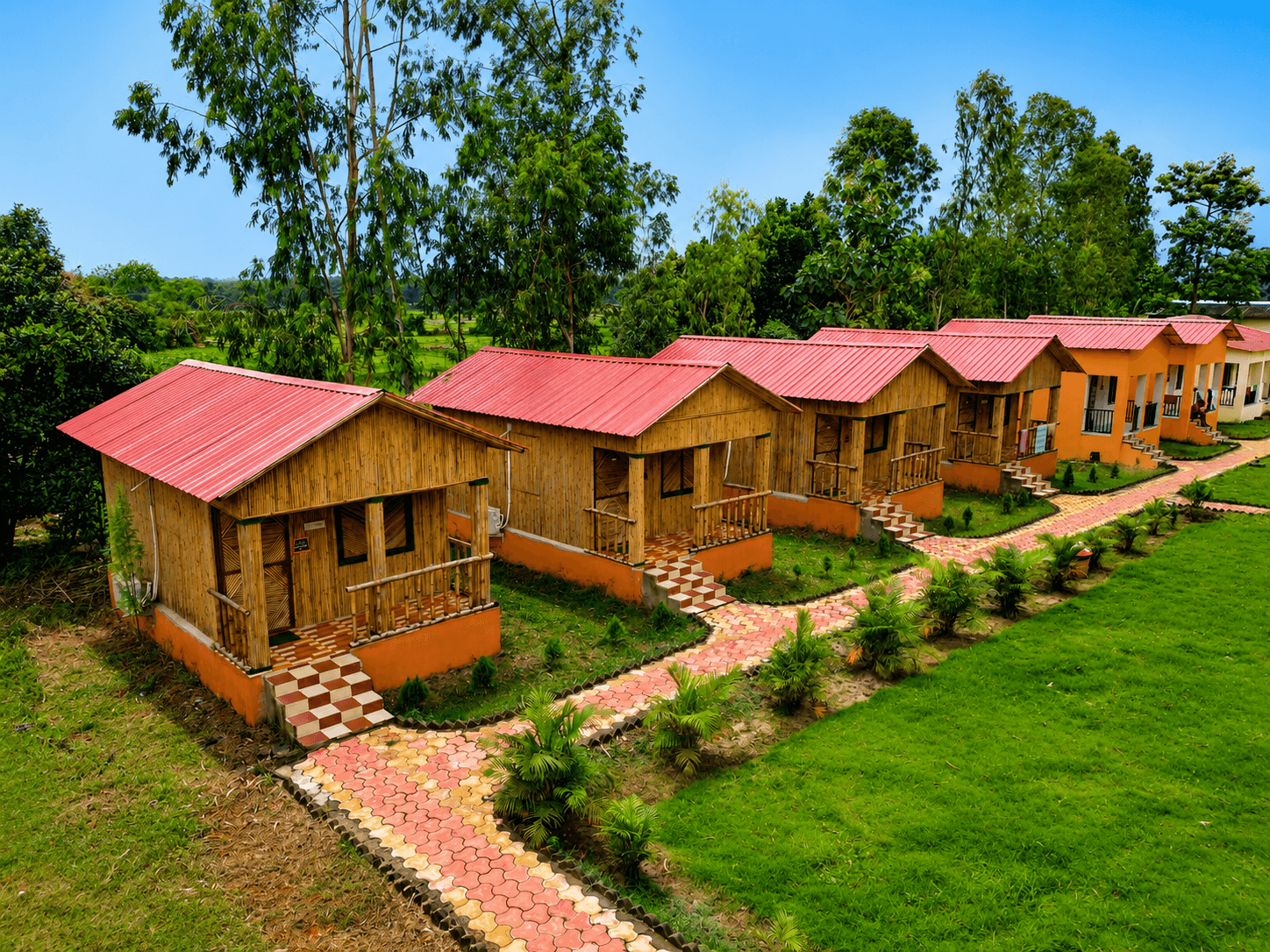 La Macaw Aranyak Eco Resort