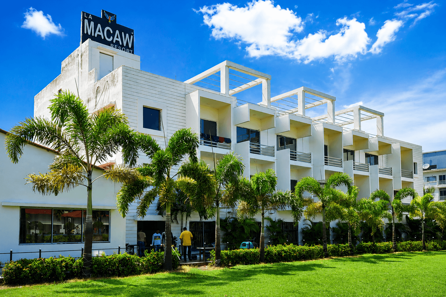 La Macaw Tajpur resort